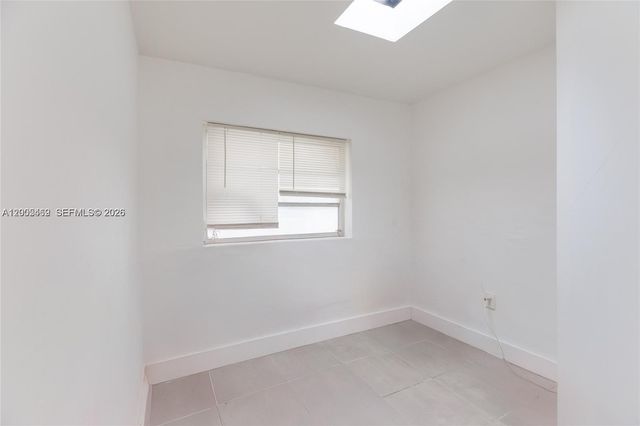 14601 NW 10th Ave 2, Miami, FL 33168