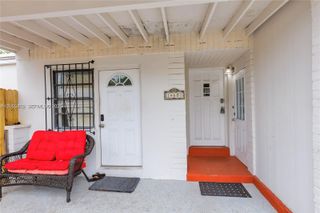 14601 NW 10th Ave 2, Miami, FL 33168