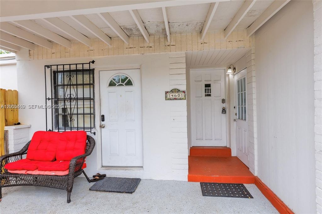 14601 NW 10th Ave 2, Miami, FL 33168