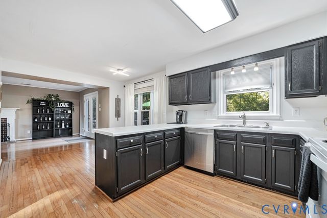 11060 Forest Trace Way, Glen Allen, VA 23059