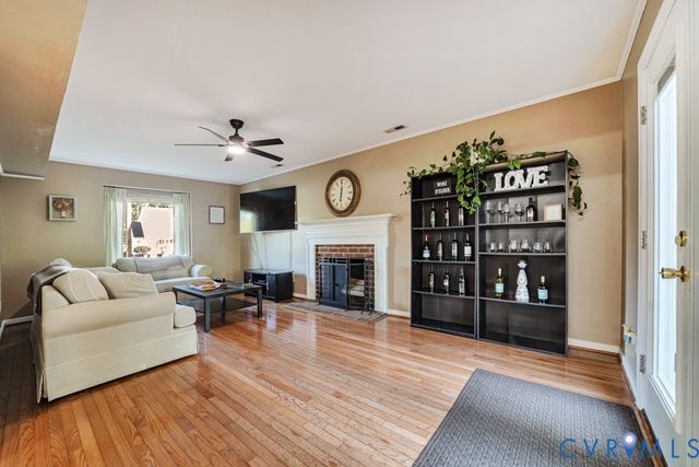 11060 Forest Trace Way, Glen Allen, VA 23059