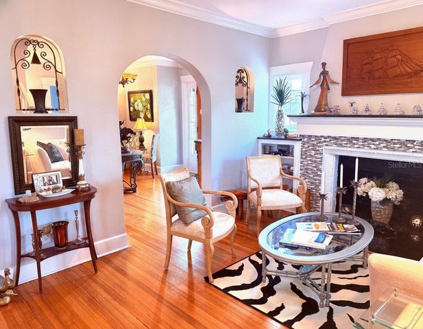 120 PARK STREET N, St Petersburg, FL 33710