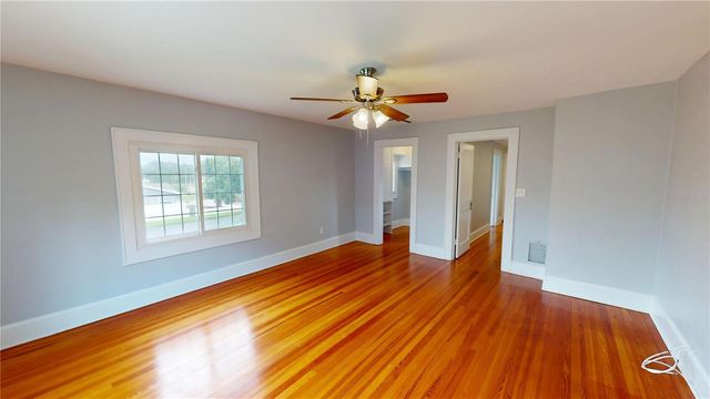 120 PARK STREET N, St Petersburg, FL 33710