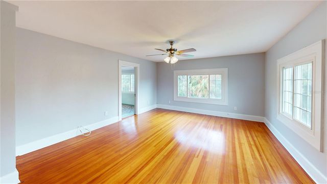 120 PARK STREET N, St Petersburg, FL 33710