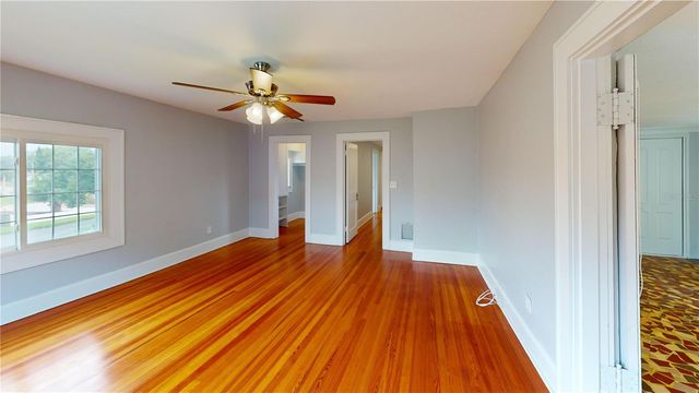 120 PARK STREET N, St Petersburg, FL 33710
