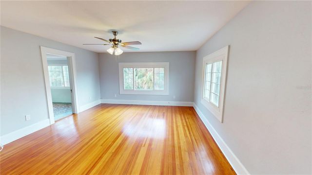 120 PARK STREET N, St Petersburg, FL 33710