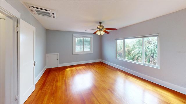 120 PARK STREET N, St Petersburg, FL 33710
