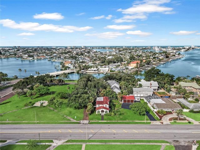 120 PARK STREET N, St Petersburg, FL 33710
