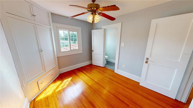 120 PARK STREET N, St Petersburg, FL 33710