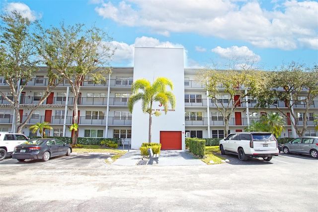 1301 SW 135th Ter 413J, Pembroke Pines, FL 33027