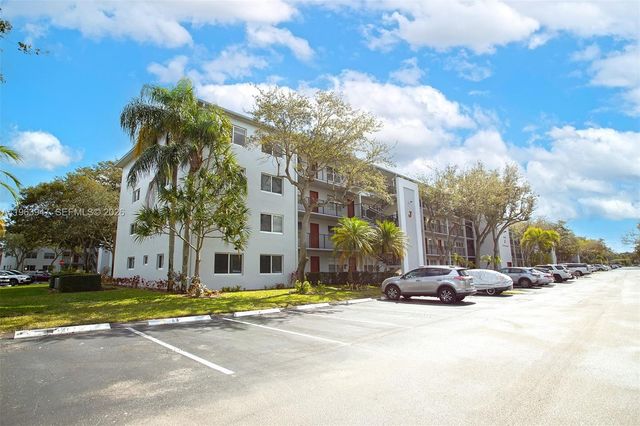 1301 SW 135th Ter 413J, Pembroke Pines, FL 33027