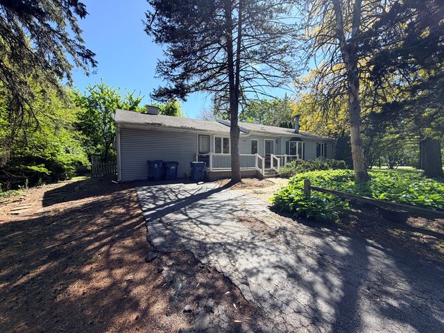 12001 S 72nd Court, Palos Heights, IL 60463