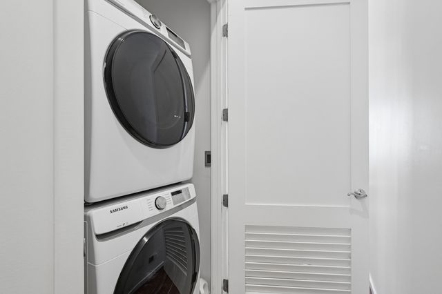 1735 N Western Avenue 2, Chicago, IL 60647