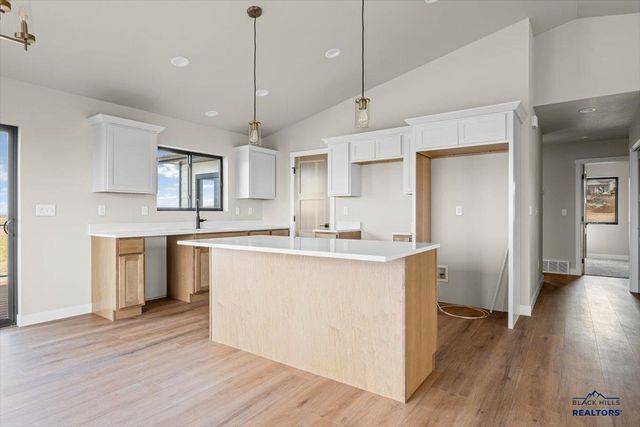 4820 PAHLMEYER DR, Rapid City, SD 57703