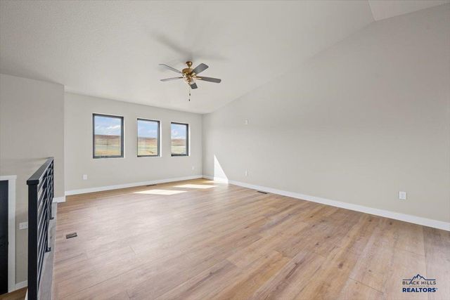 4820 PAHLMEYER DR, Rapid City, SD 57703