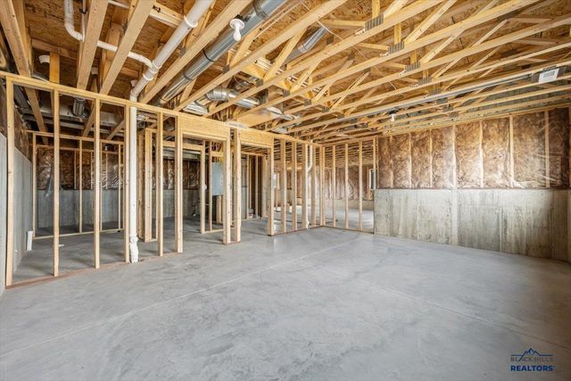 4820 PAHLMEYER DR, Rapid City, SD 57703