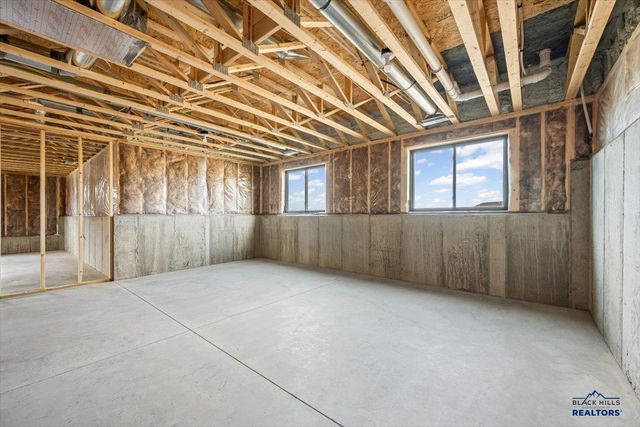 4820 PAHLMEYER DR, Rapid City, SD 57703