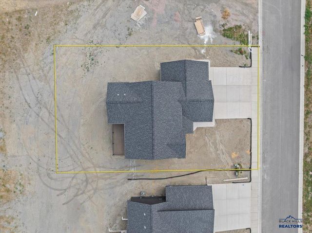 4820 PAHLMEYER DR, Rapid City, SD 57703