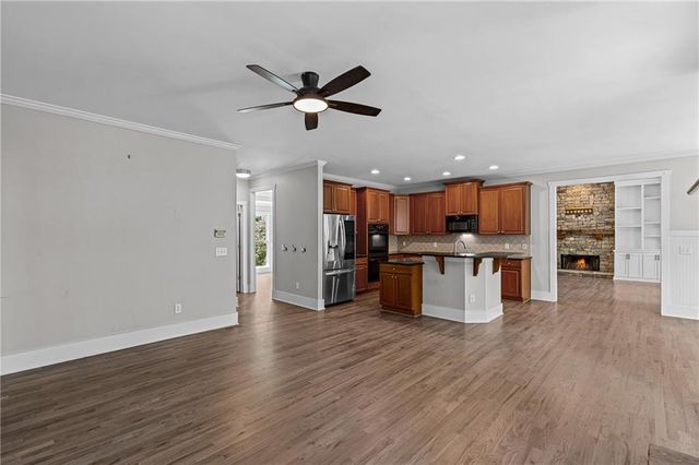 690 Big Bend Trail Road, Sugar Hill, GA 30518