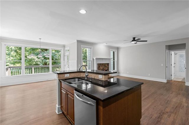 690 Big Bend Trail Road, Sugar Hill, GA 30518