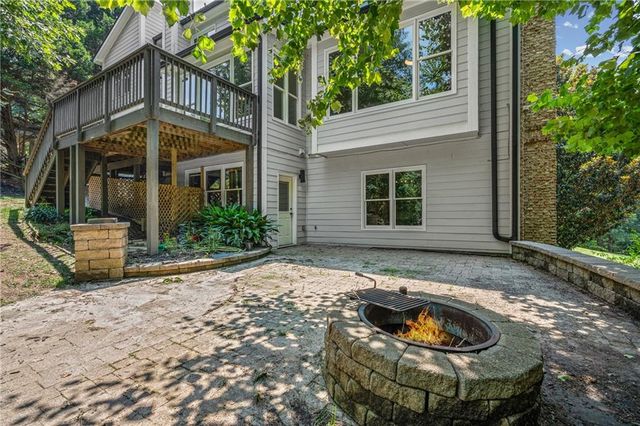 690 Big Bend Trail Road, Sugar Hill, GA 30518