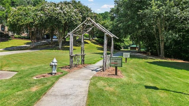 690 Big Bend Trail Road, Sugar Hill, GA 30518