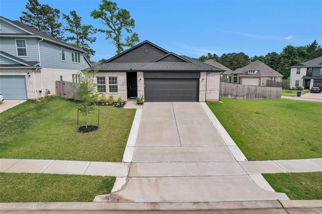 30408 Crystal Stream Lane, Magnolia, TX 77355