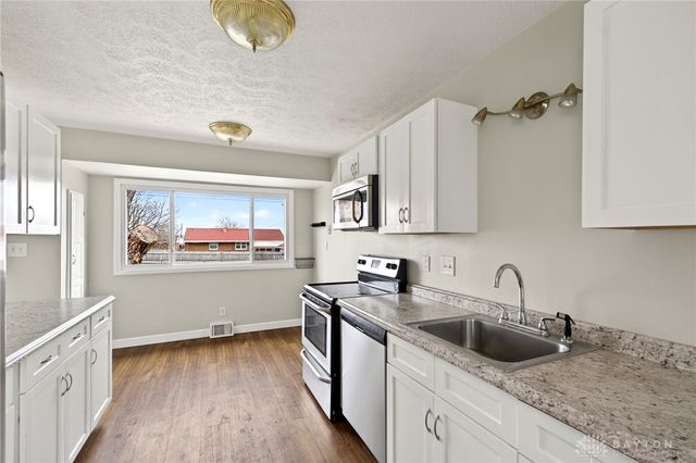 5311 Eastman Avenue, Mad River Twp, OH 45432