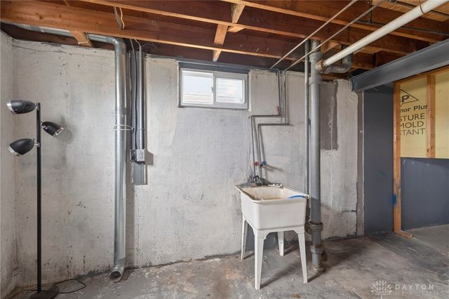 5311 Eastman Avenue, Mad River Twp, OH 45432