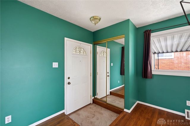 5311 Eastman Avenue, Mad River Twp, OH 45432