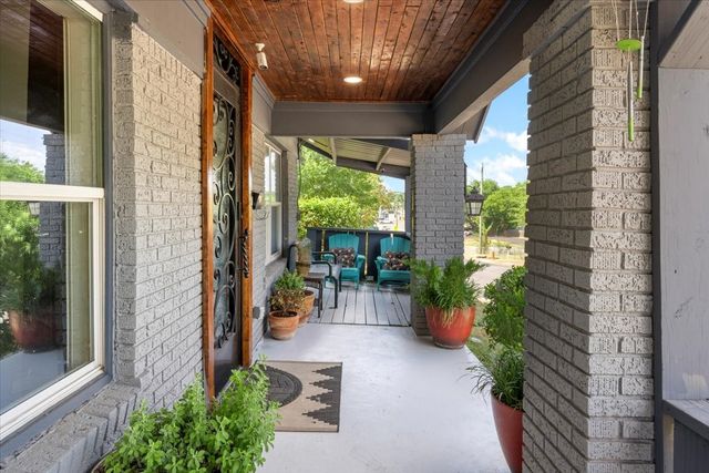 2506 Vaughn Boulevard, Fort Worth, TX 76105