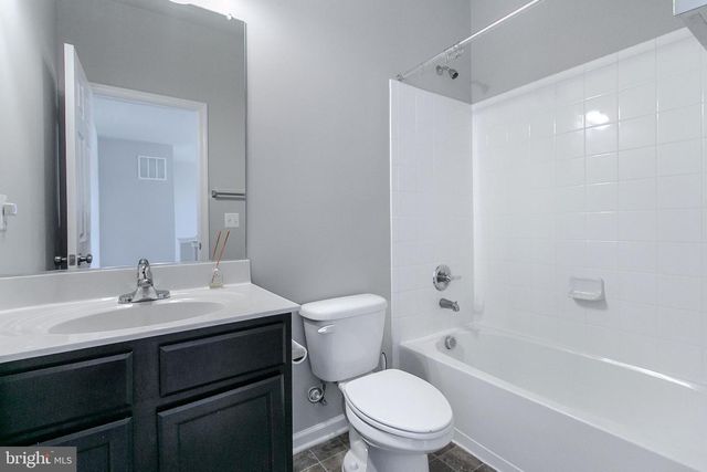 813 MILDENHALL CT, Purcellville, VA 20132