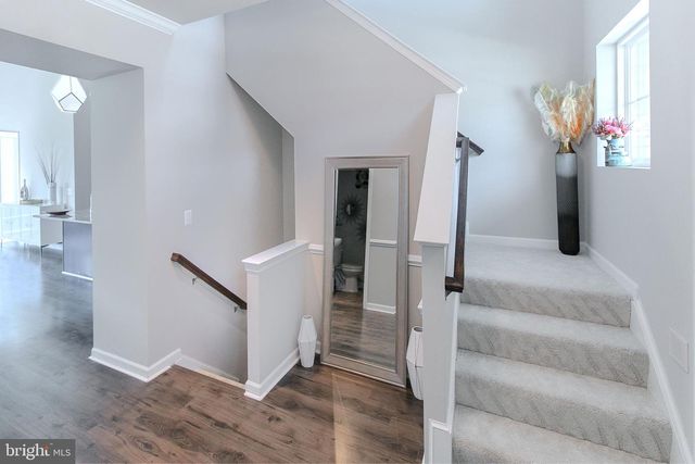 813 MILDENHALL CT, Purcellville, VA 20132
