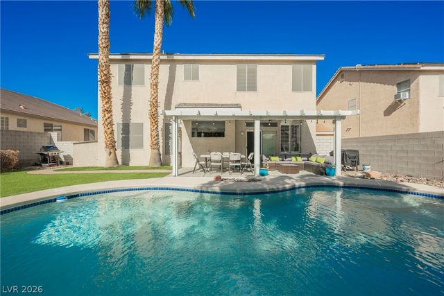 8709 Butterchurn Avenue, Las Vegas, NV 89143