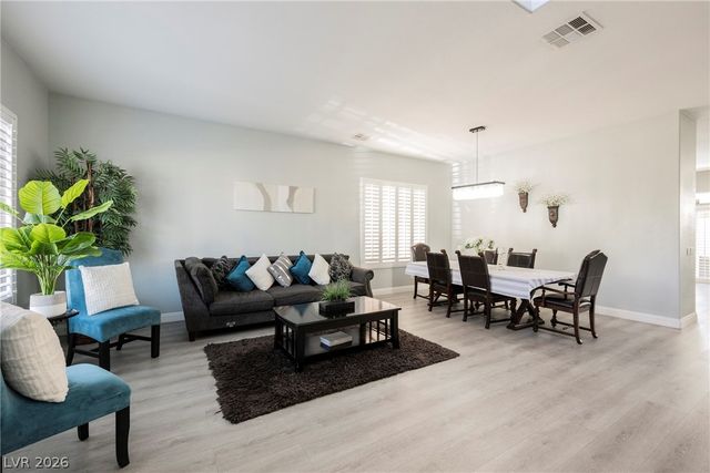 8709 Butterchurn Avenue, Las Vegas, NV 89143