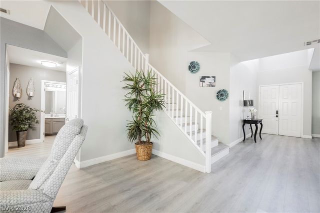 8709 Butterchurn Avenue, Las Vegas, NV 89143