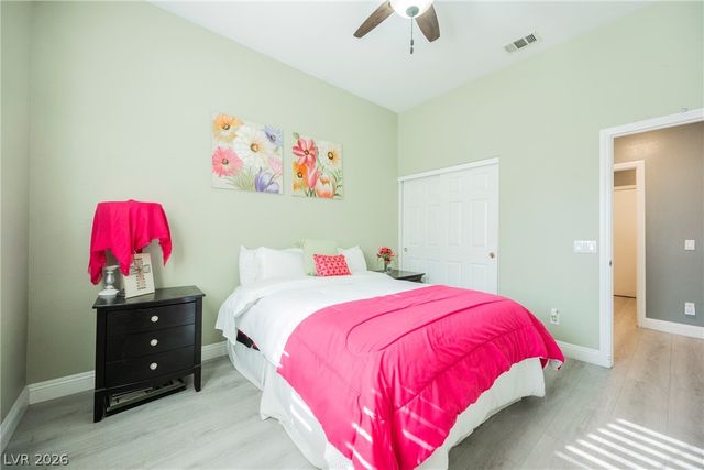 8709 Butterchurn Avenue, Las Vegas, NV 89143