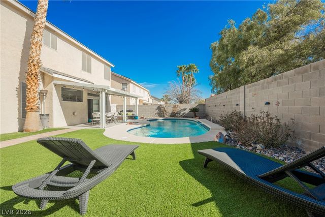 8709 Butterchurn Avenue, Las Vegas, NV 89143