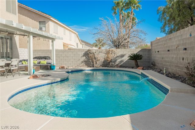 8709 Butterchurn Avenue, Las Vegas, NV 89143