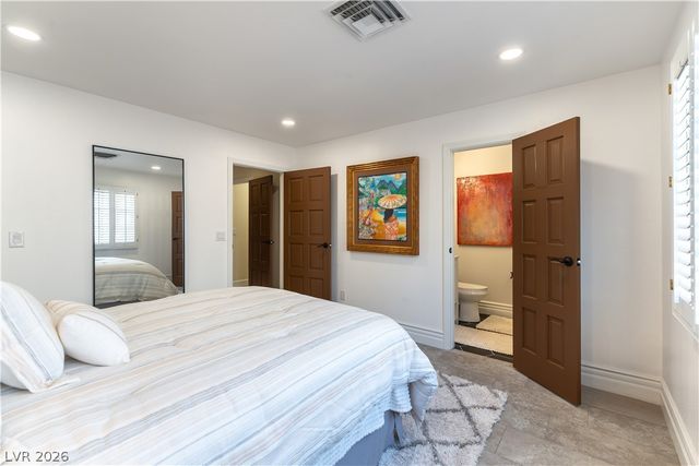 2845 Queens Courtyard Drive, Las Vegas, NV 89109