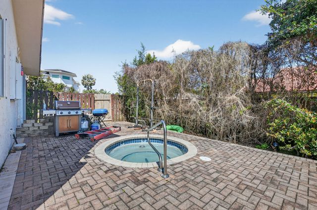 22220 Morning Glory Terrace, Boca Raton, FL 33433