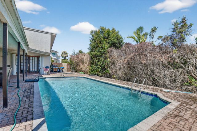 22220 Morning Glory Terrace, Boca Raton, FL 33433