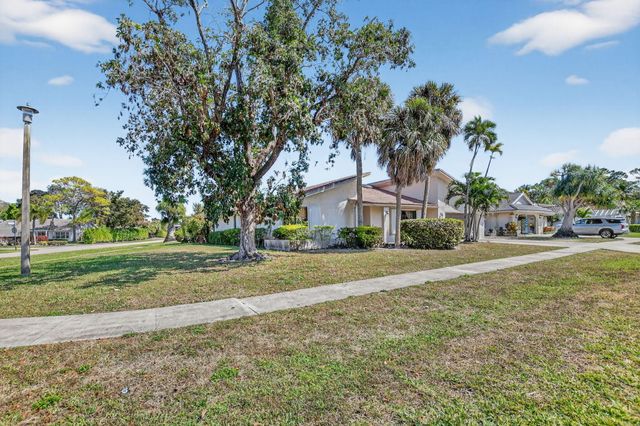 22220 Morning Glory Terrace, Boca Raton, FL 33433