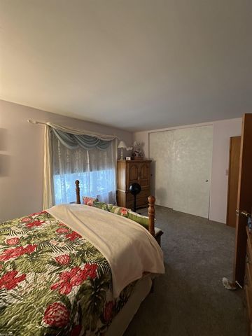 37398 Charter Oaks Boulevard, Clinton Township, MI 48036