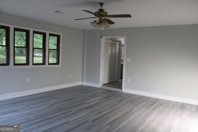 10 Gentry Drive, Mcdonough, GA 30252