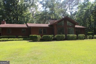 10 Gentry Drive, Mcdonough, GA 30252
