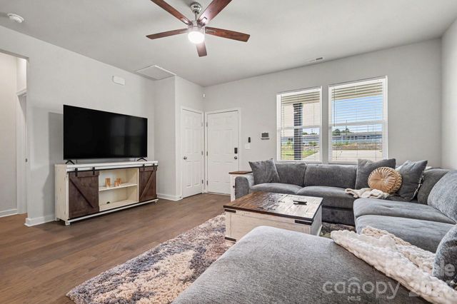 2664 Meadow Street, Gaston, NC 28056