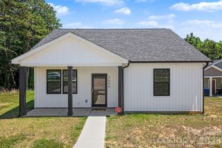 2664 Meadow Street, Gaston, NC 28056