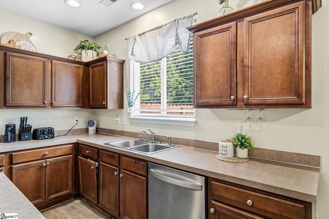 134 Raven Hill Way, Piedmont, SC 29673