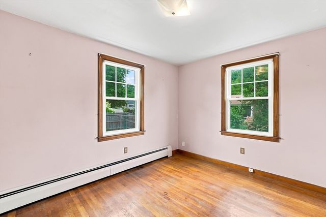 46 Fetherston Ave, Lowell, MA 01852